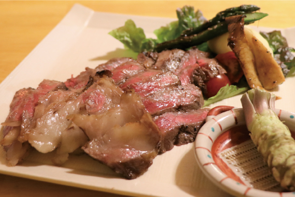 あしたか牛のステーキ