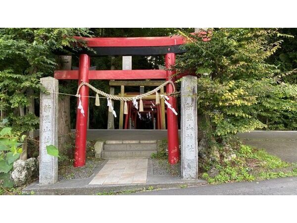新屋山神社　今年も参拝！