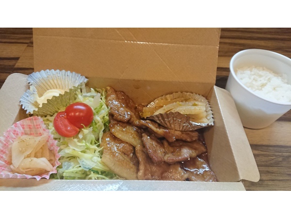 お肉なテイクアウト始めます。