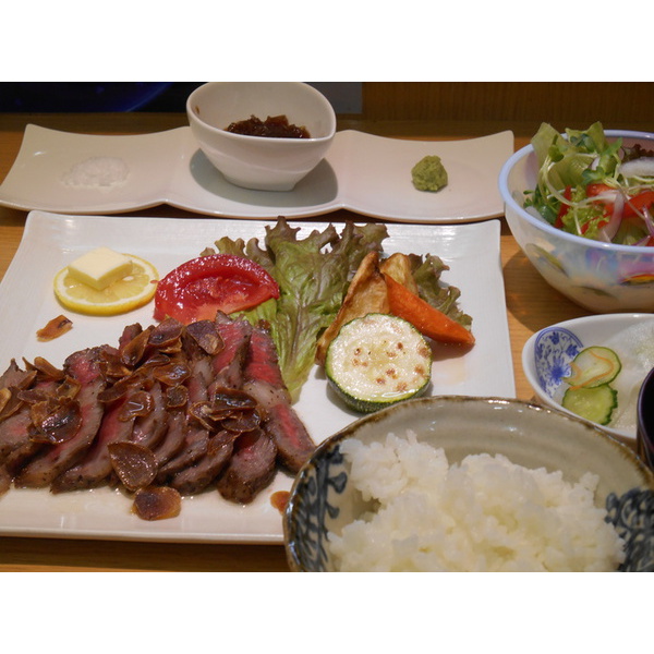 「静岡ブランド・あしたか牛のステーキ」