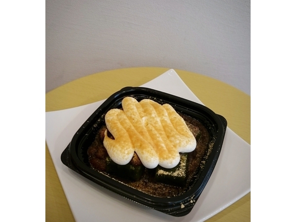 ケーキ屋さんのわらびもち