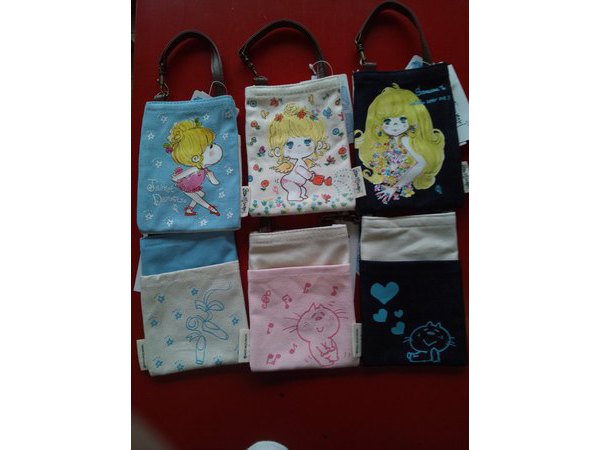 【アドちゃんマルチミニトート(携帯ケース）】伊豆にも到着❣