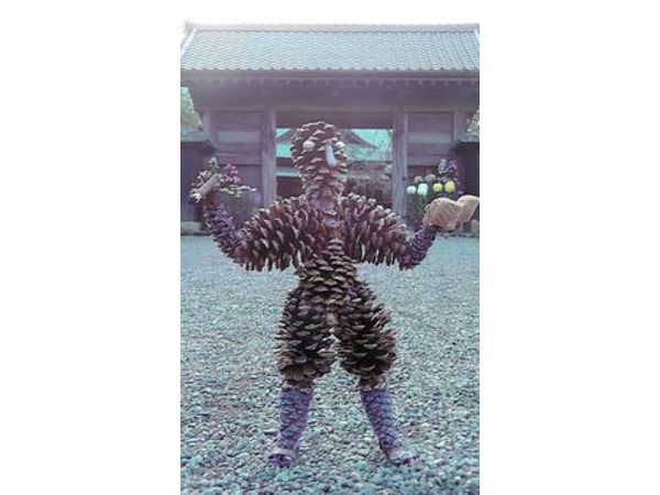 江川太郎左衛門 松ぼっくりアート