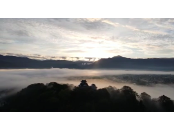 「天空の城」