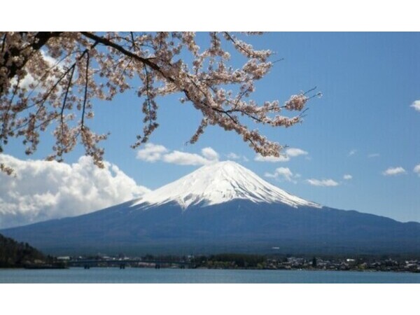 明日は国立公園記念日