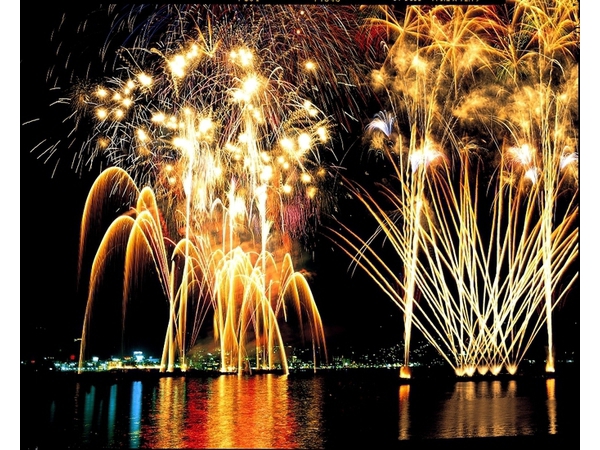 第６８回按針祭 海の花火大会