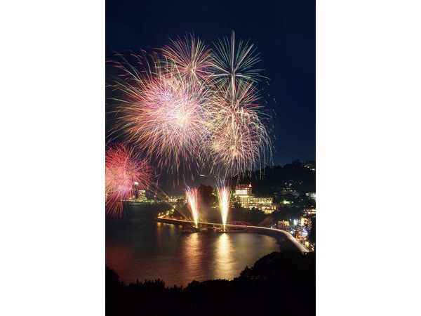 伊豆山花火大会